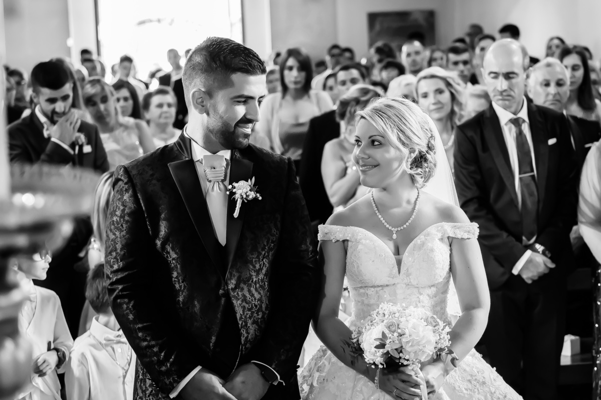 Noivos prontos a casar