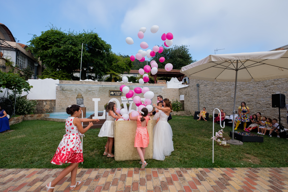 Valentina a abrir a surpresa