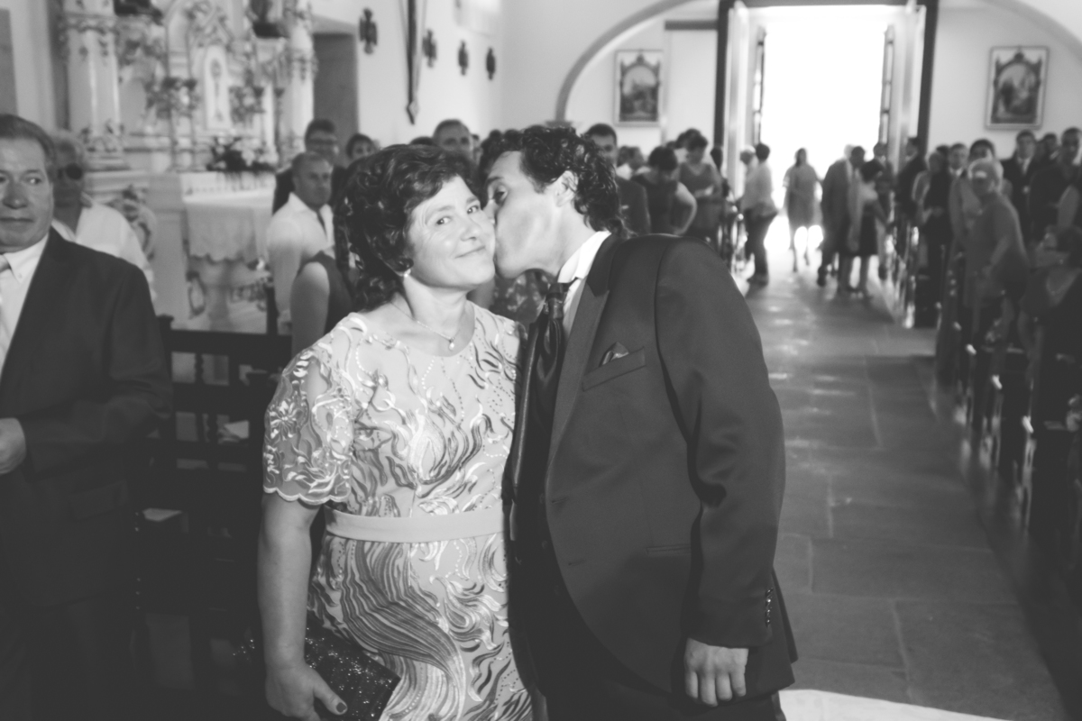 Noivo na Igreja Matriz de Fajões