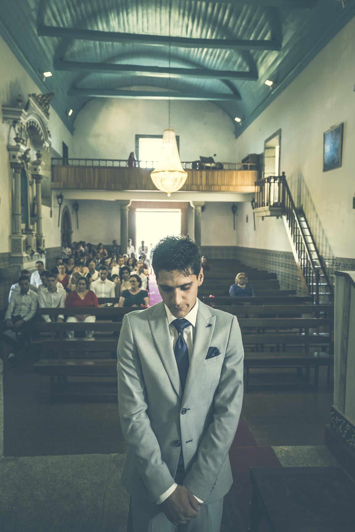 Noivo à espera da noiva