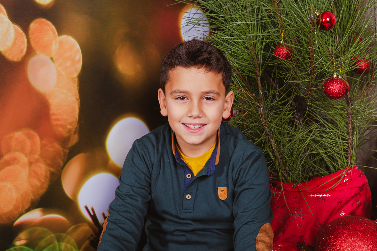 Rapaz na sessão fotográfica