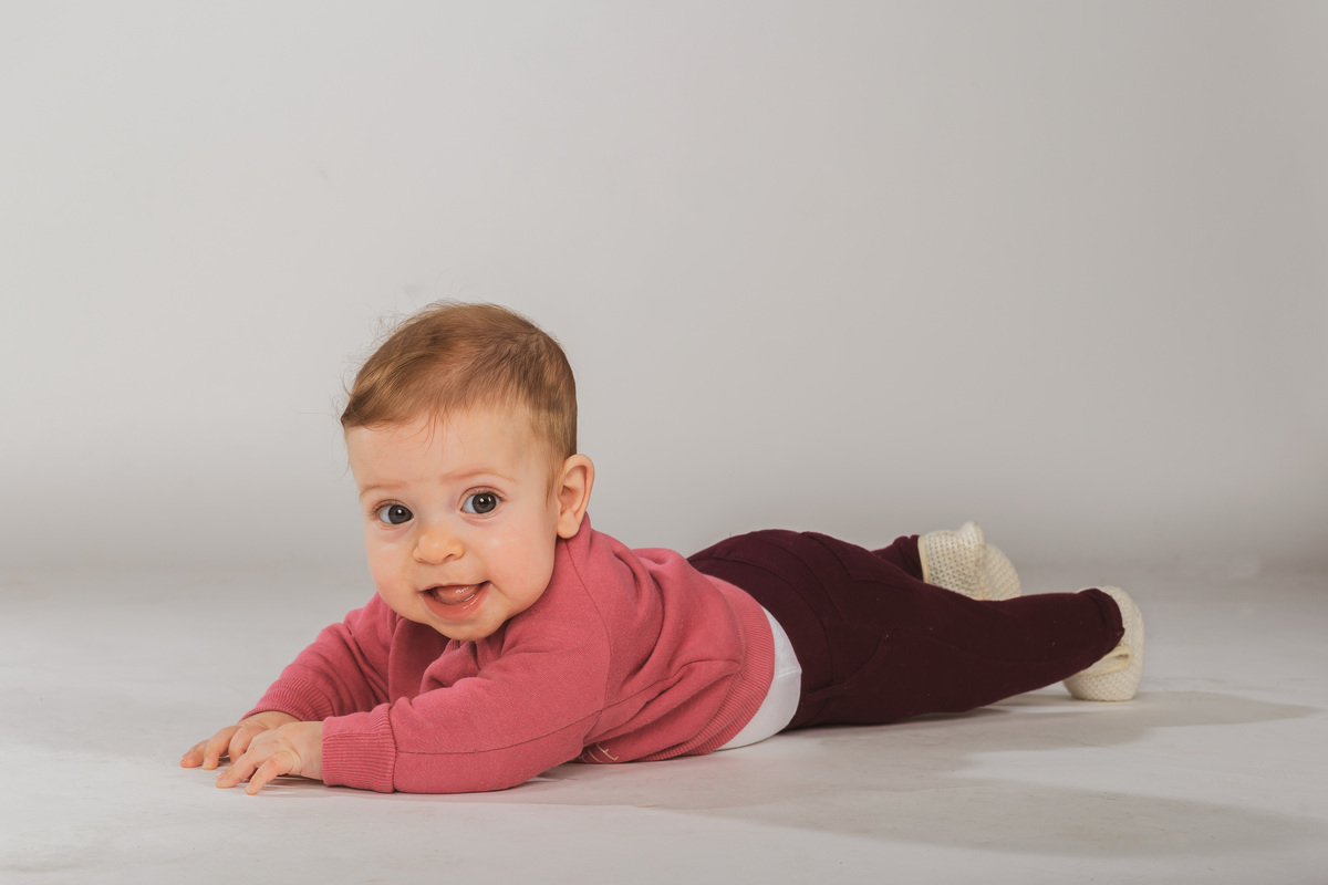 Margarida na sessão fotográfica sorridente