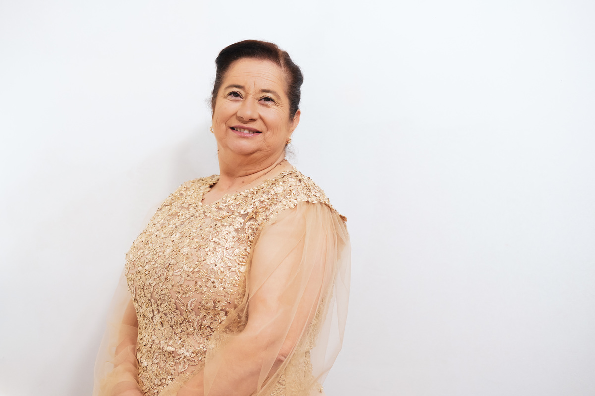 Mulher Rosa na sessão fotográfica 