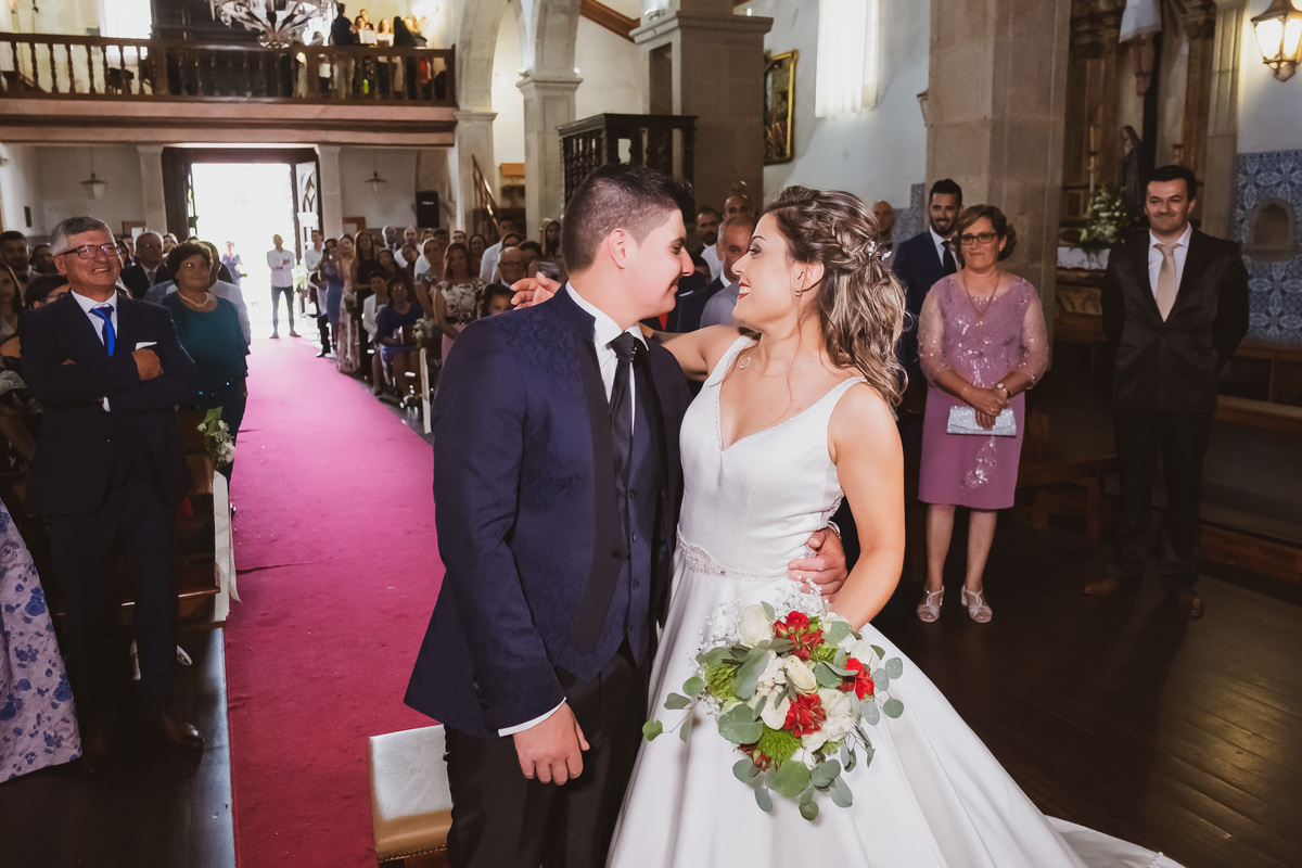 Encontro dos noivos na Igreja de São Pedro de Castelões