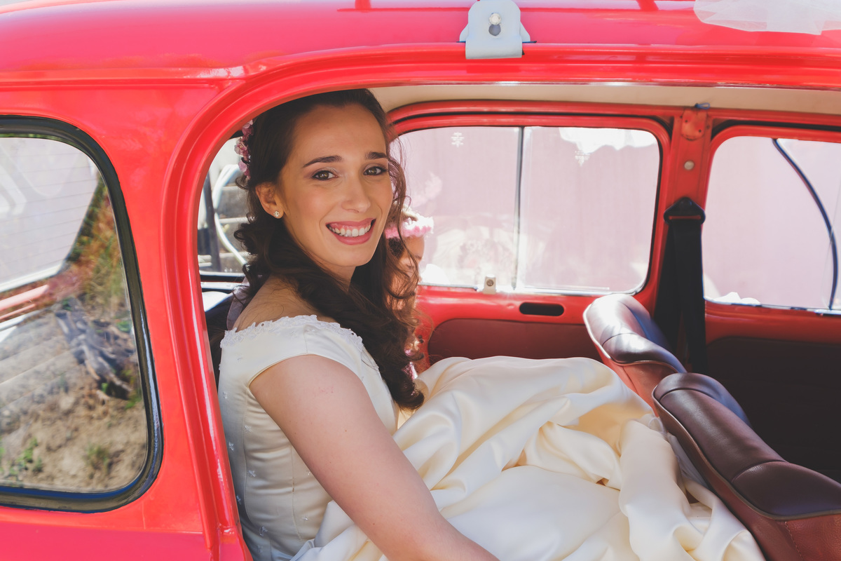 Noiva a caminho da igreja