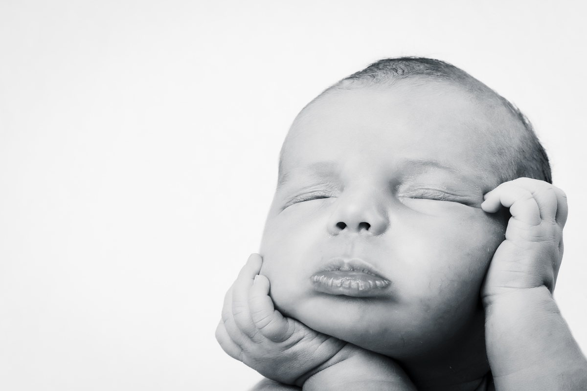 Menina bebé na sessão fotográfica