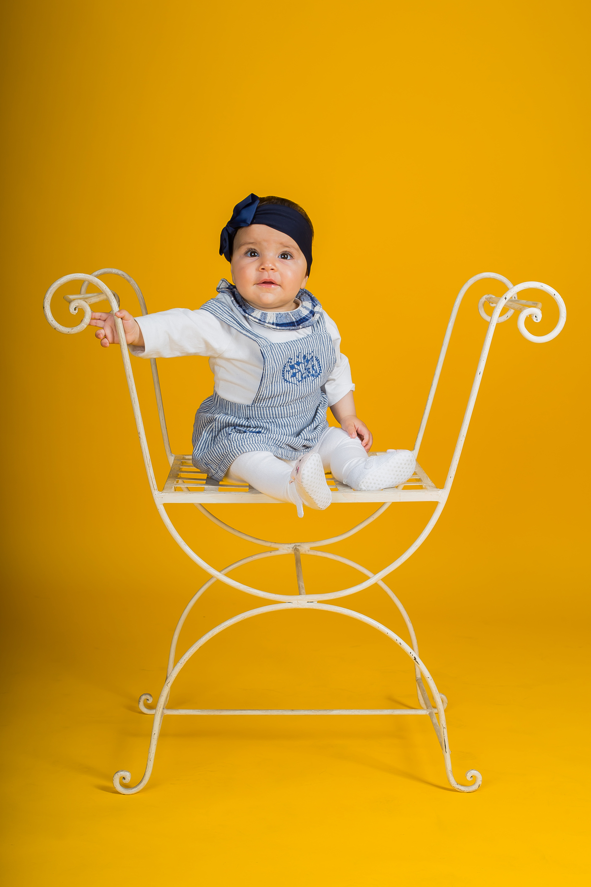 Bebé na sessão de estúdio em Vale de Cambra