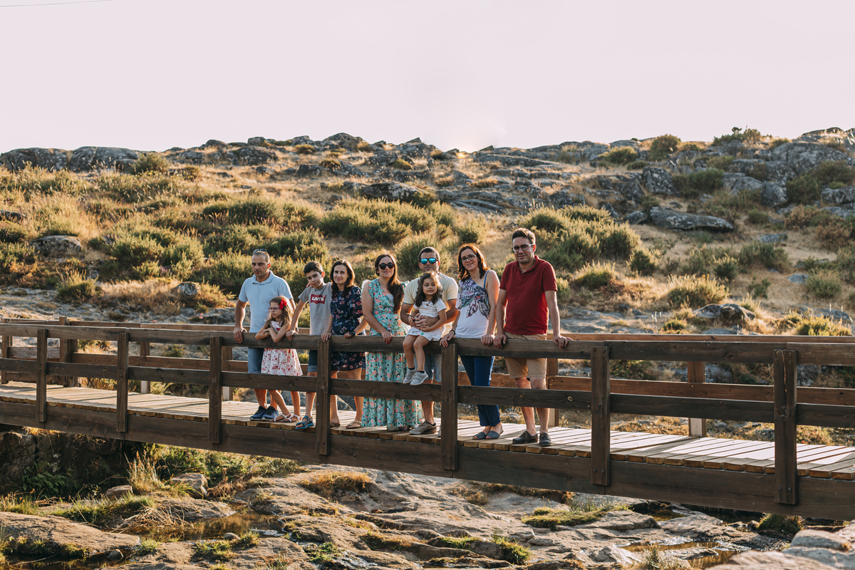 Família completa na sessão na Serra da Freita