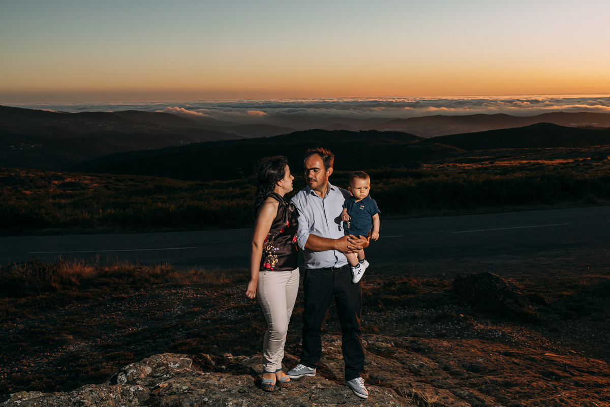 Pôr do sol na Serra da Freita na sessão fotográfica de pré-casamento