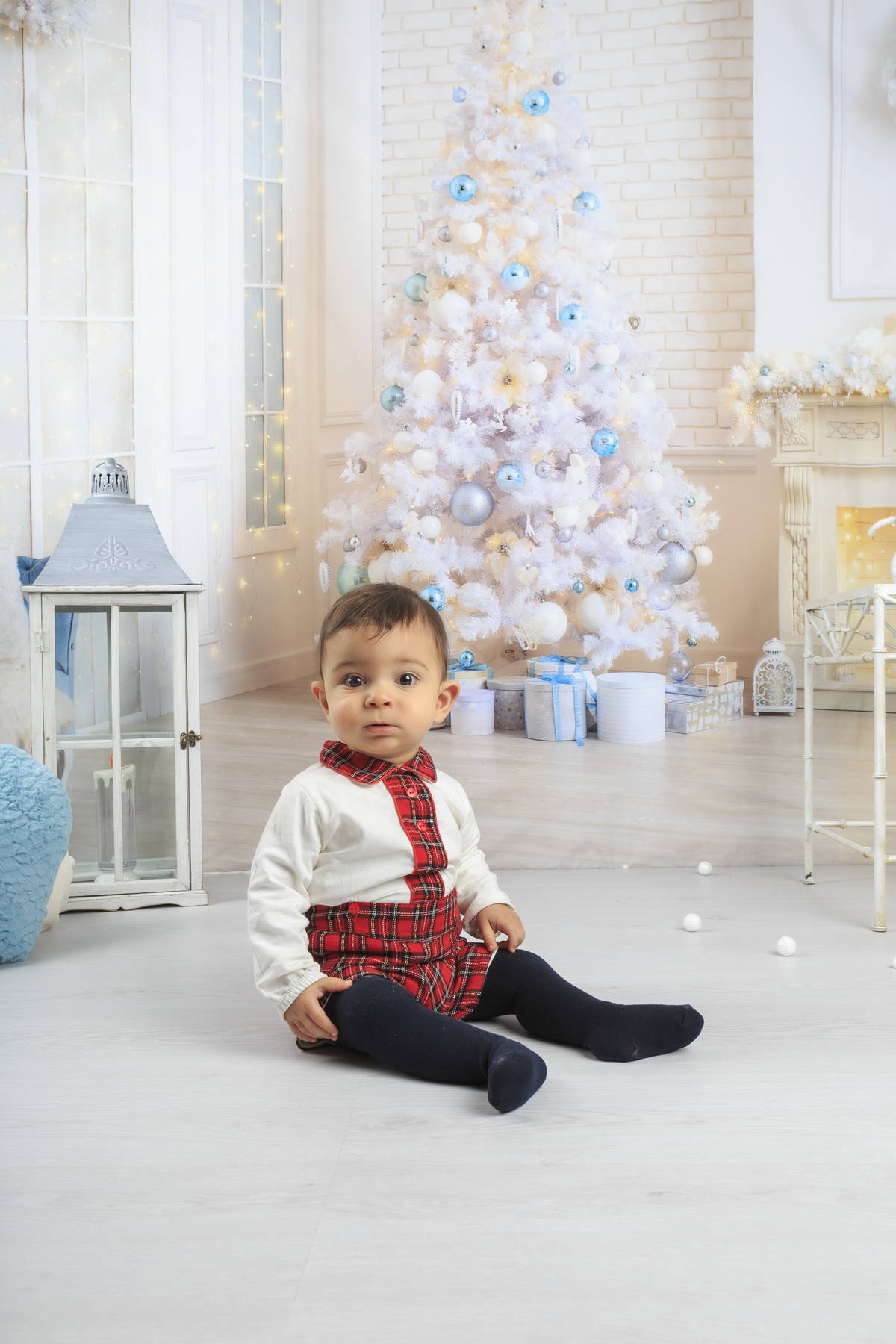 Menino na sessão fotográfica de natal em arouca