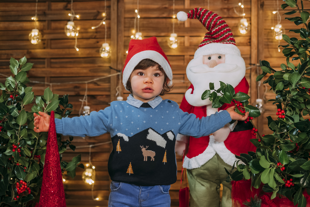 Menino na sessão fotográfica