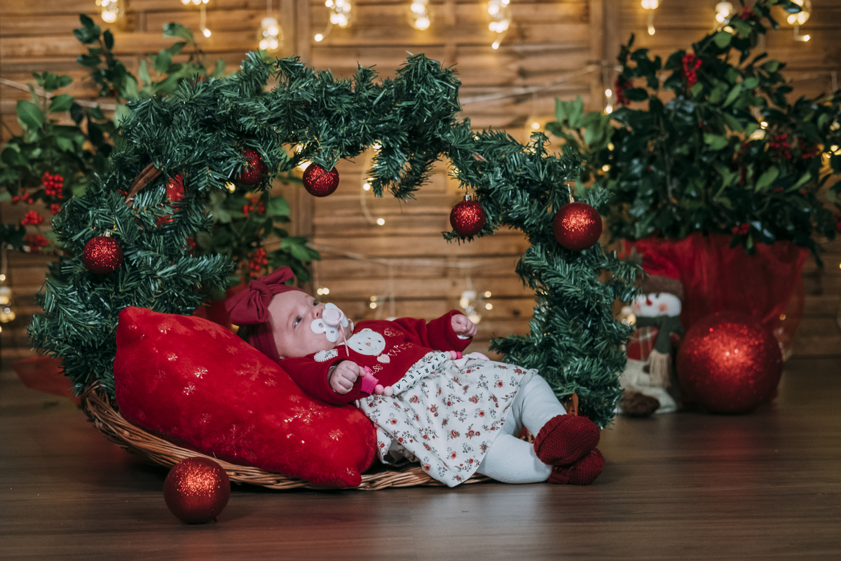 Irmã mais nova na sessão de Natal