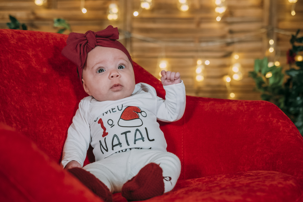 Irmã mais nova na sessão fotográfica de Natal em Vale de Cambra