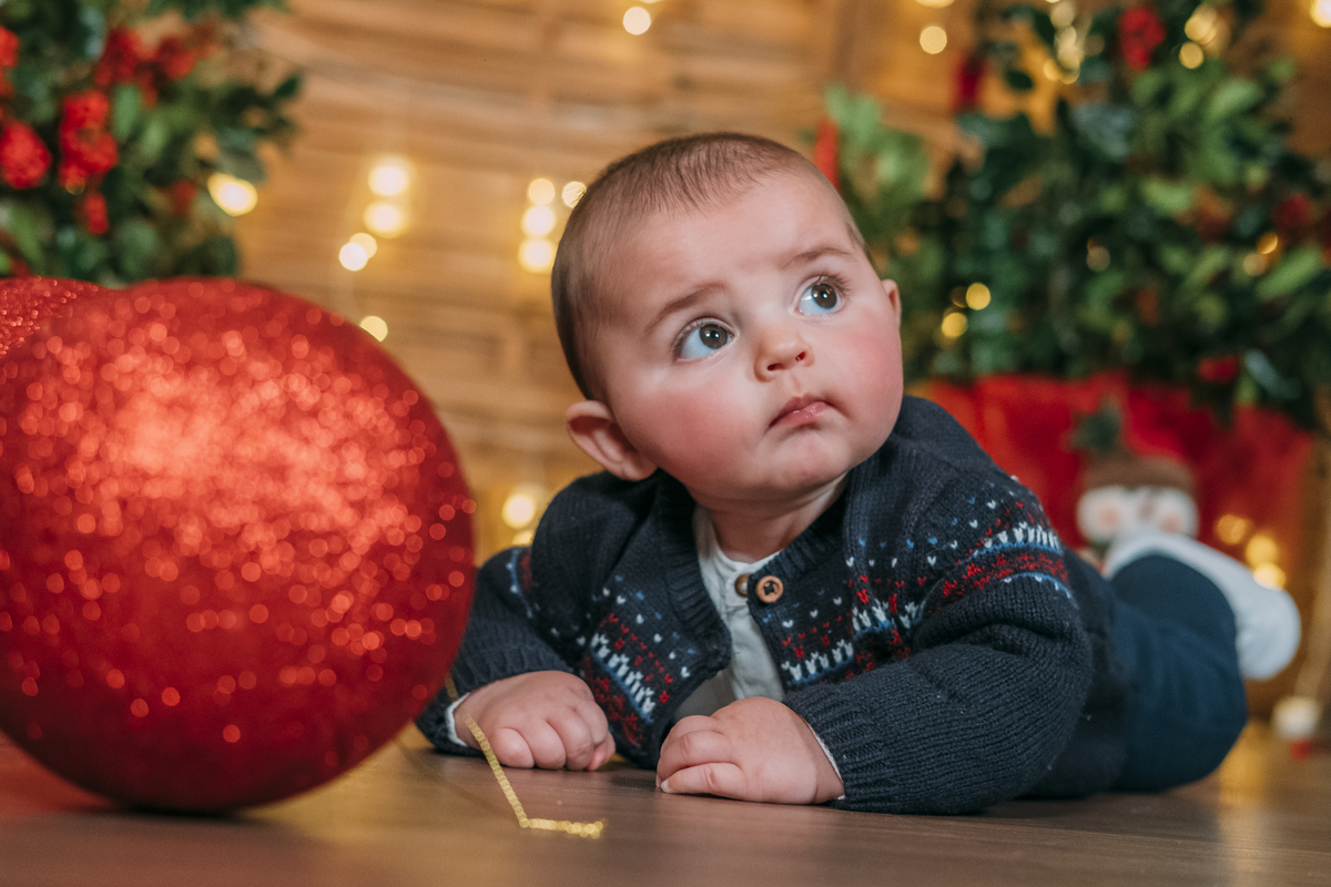 Bebé na sessão fotográfica de Natal