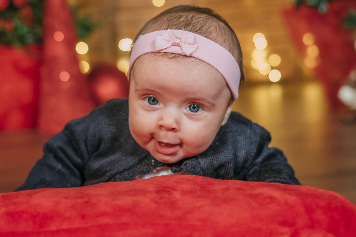 Bebé na Sessão fotográfica de Natal em Vale de Cambra