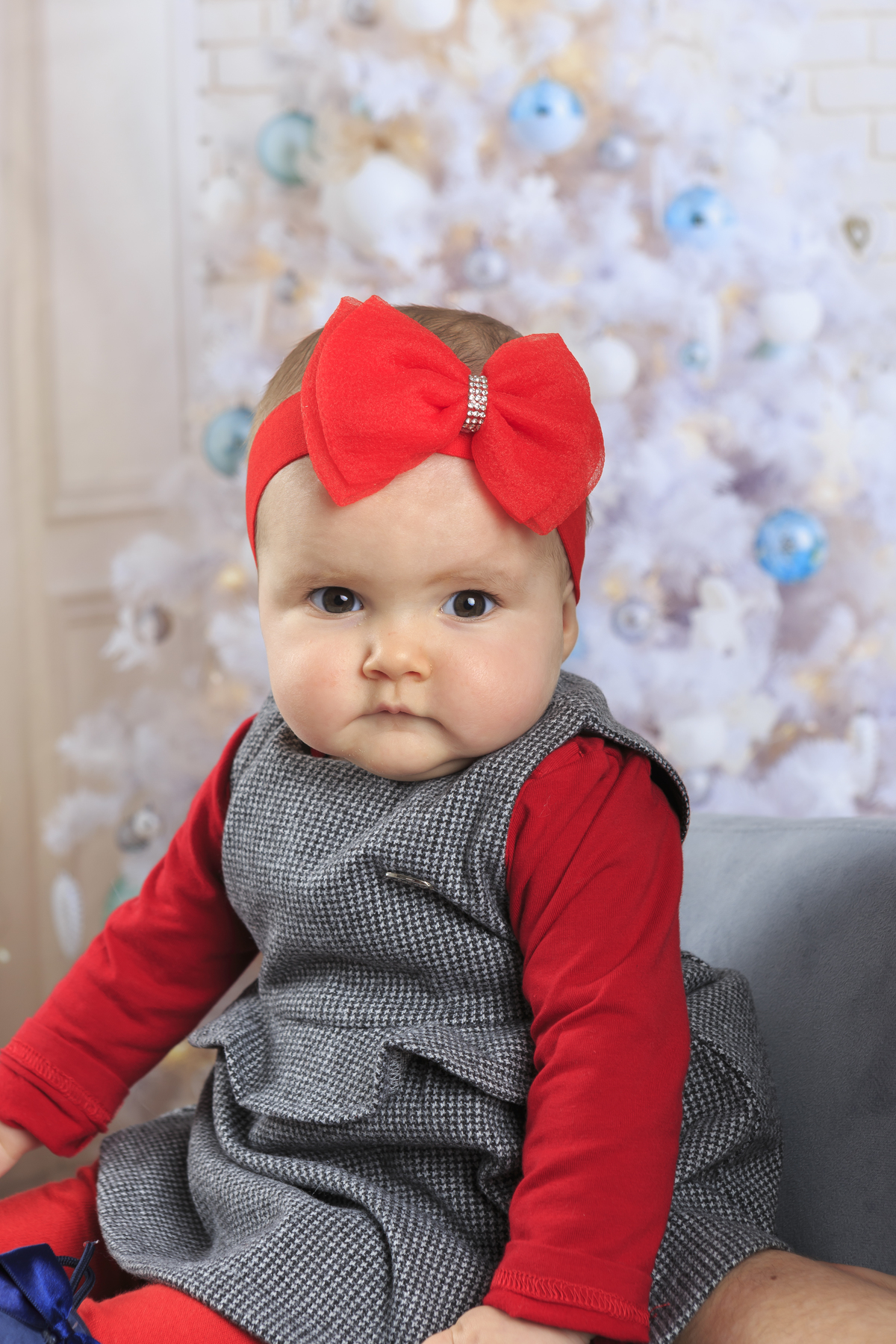 Pequena menina na sessão fotográfica de Natal em Arouca