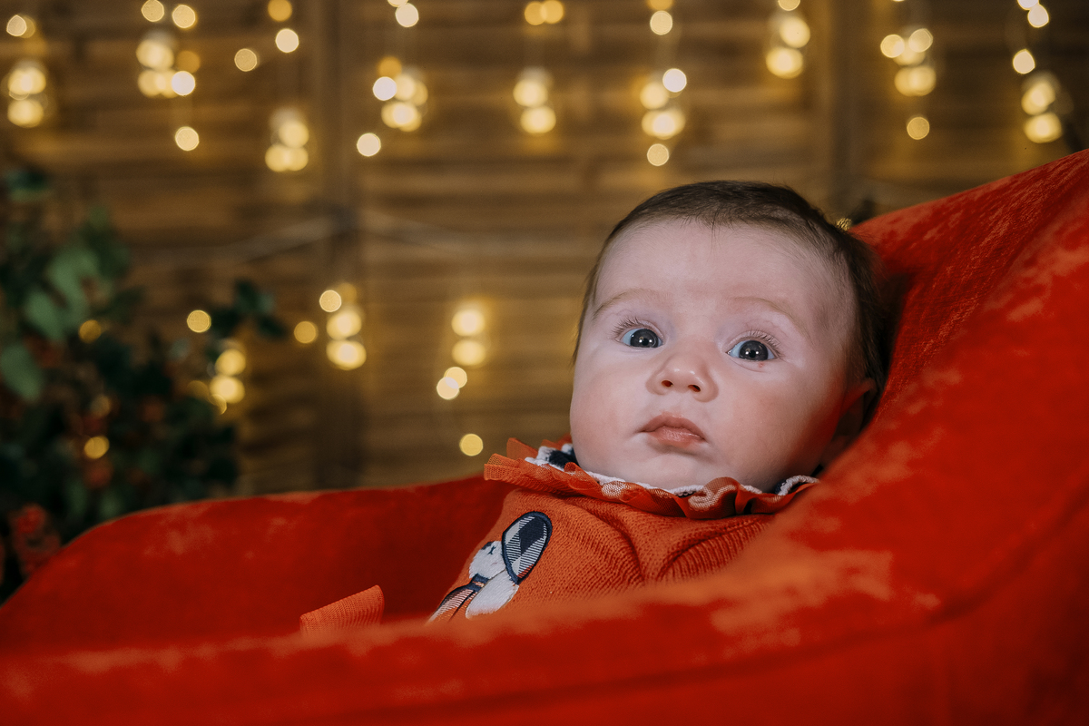 Bebé na sessão de Natal em Vale de Cambra