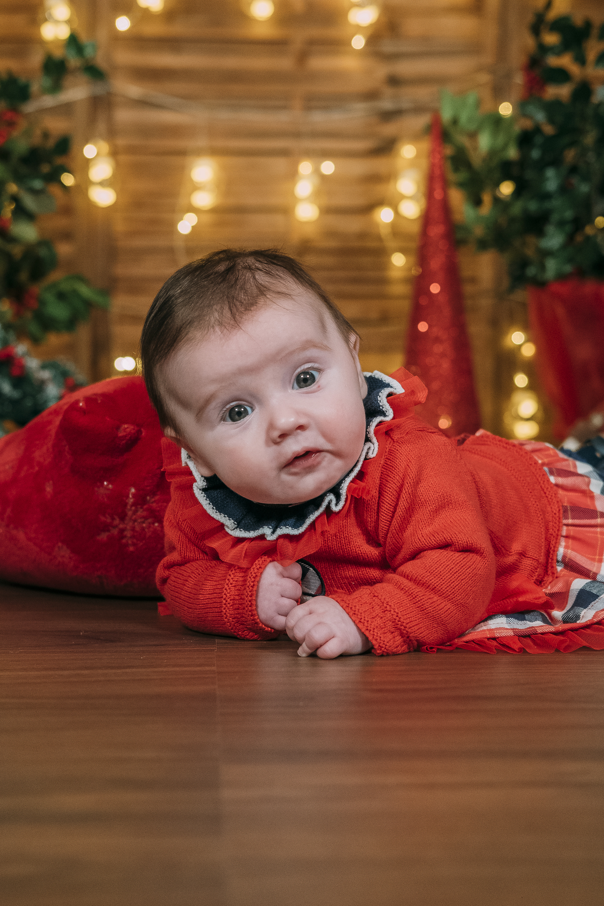 Bebé na sessão fotográfica de Natal em Vale de Cambra