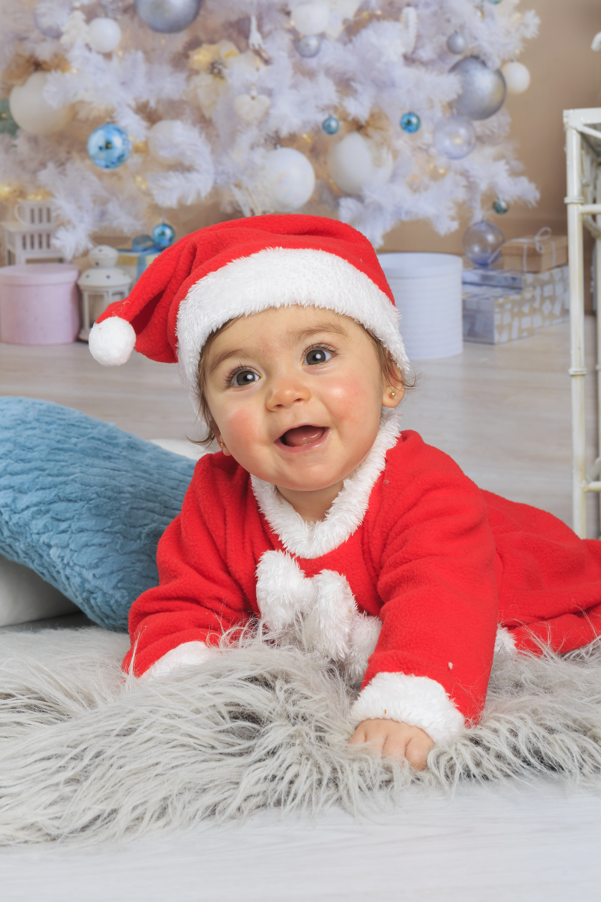 menina na sessão fotográfica de natal em Arouca