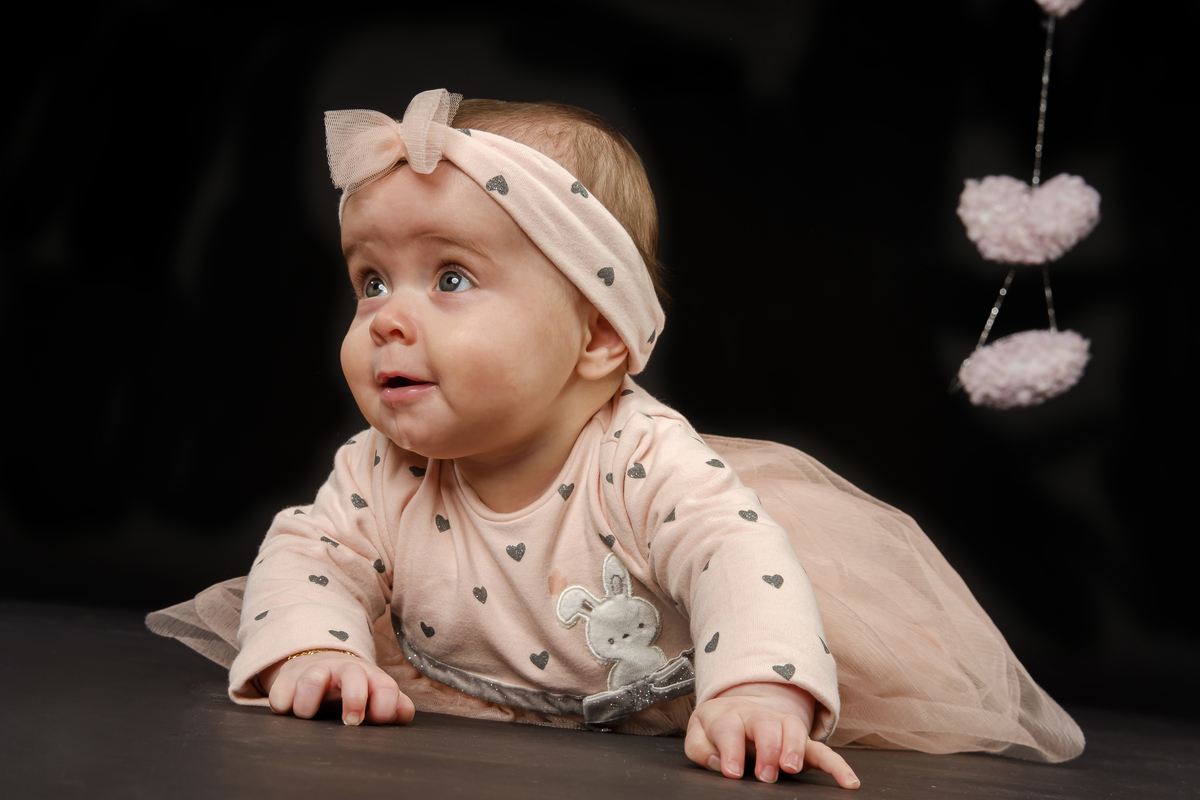 bebé na sessão fotográfica de estúdio
