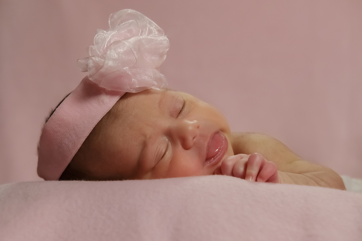 sessão fotográfica de recém-nascido em Vale de Cambra