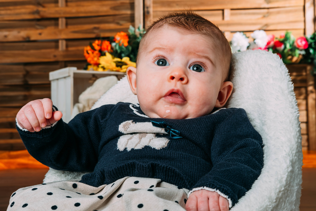 bebé na sessão fotográfica da primavera