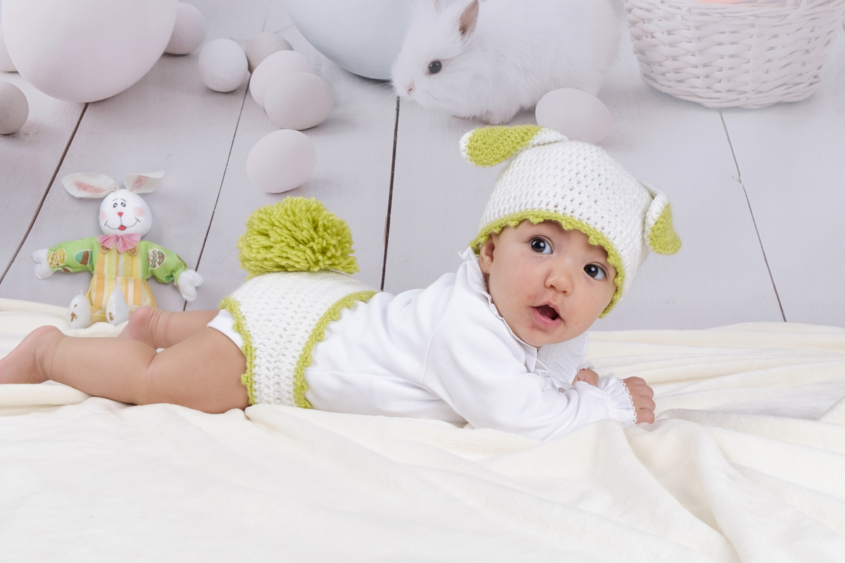 Menina na sessão fotográfica de estúdio