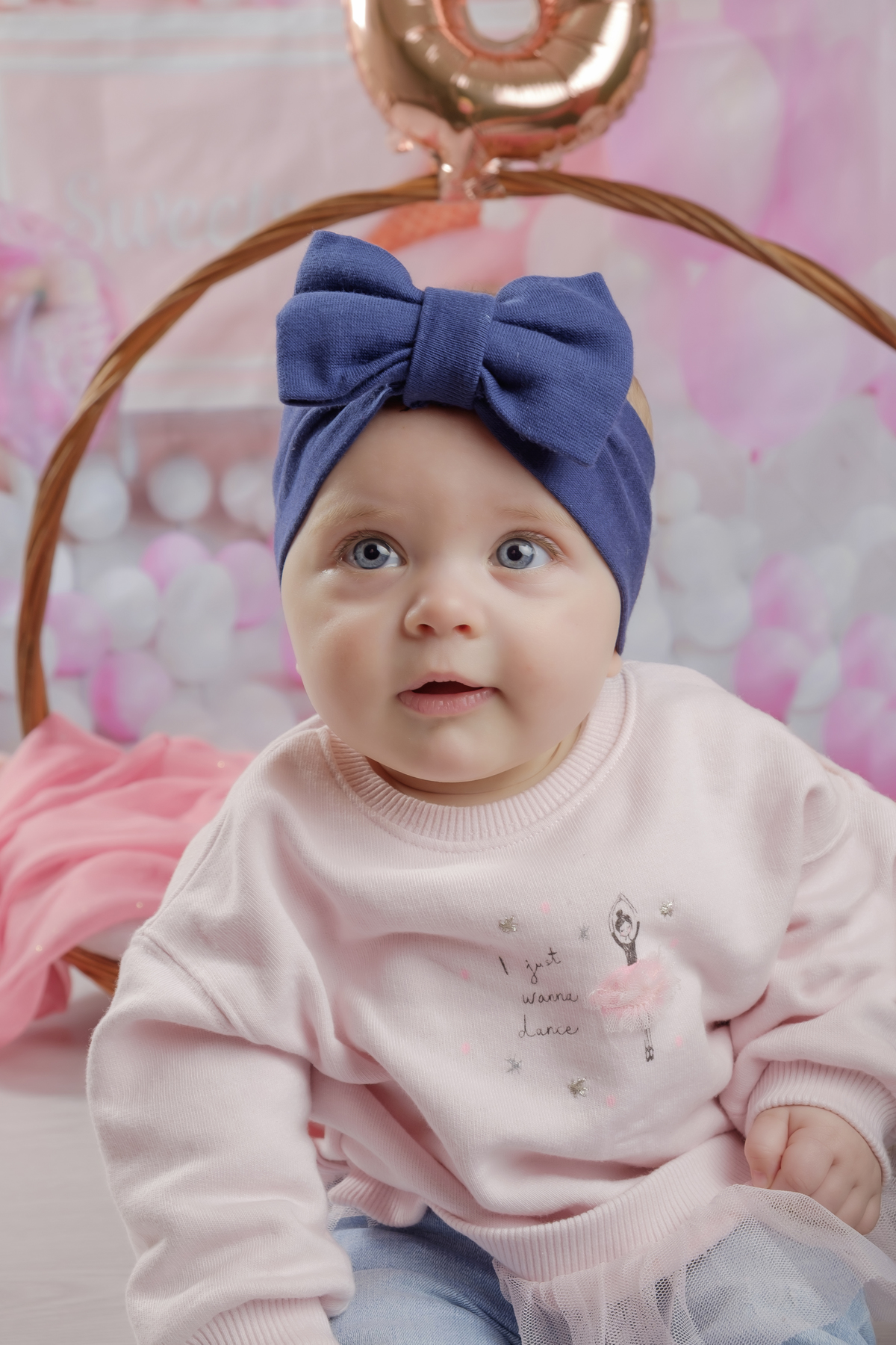 Menina na sessão fotográfica