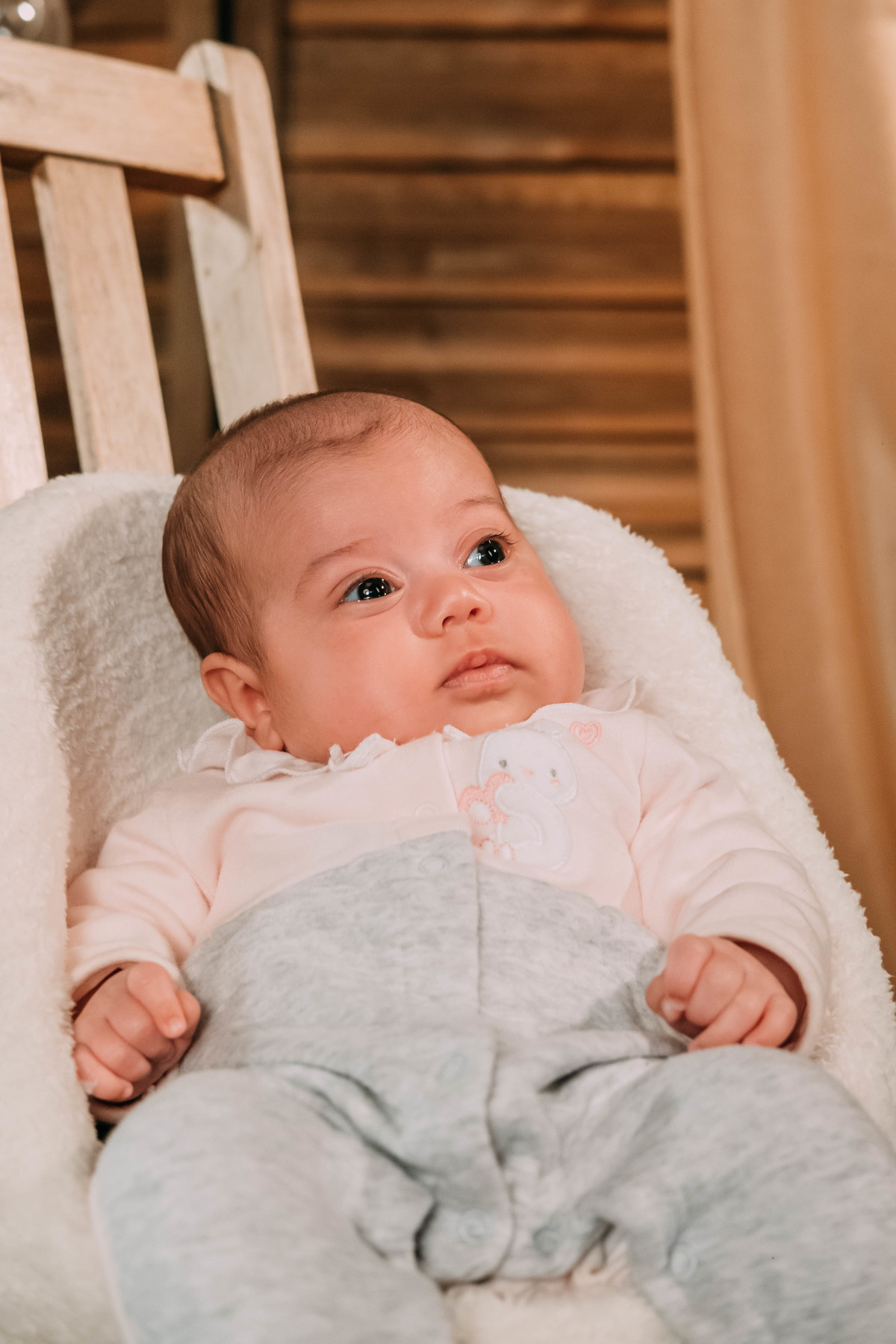 menina bebé na sessão de estúdio