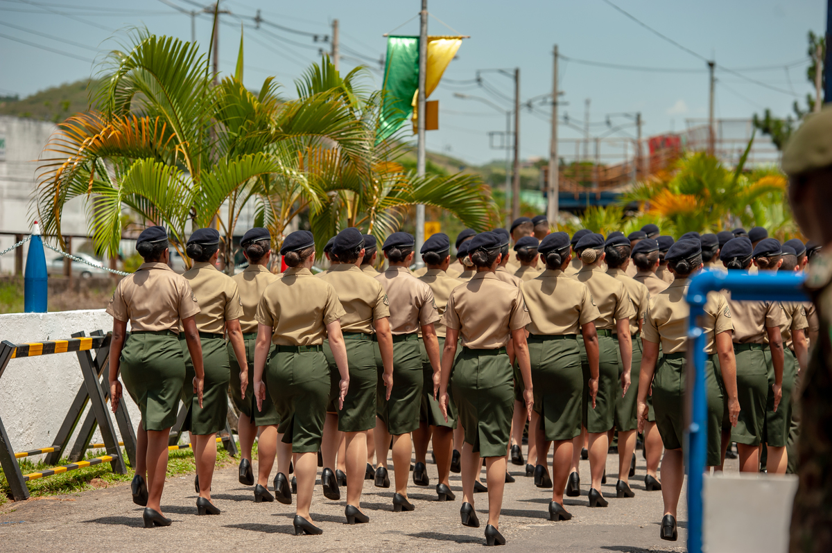 formatura cfs exercito brasileiro