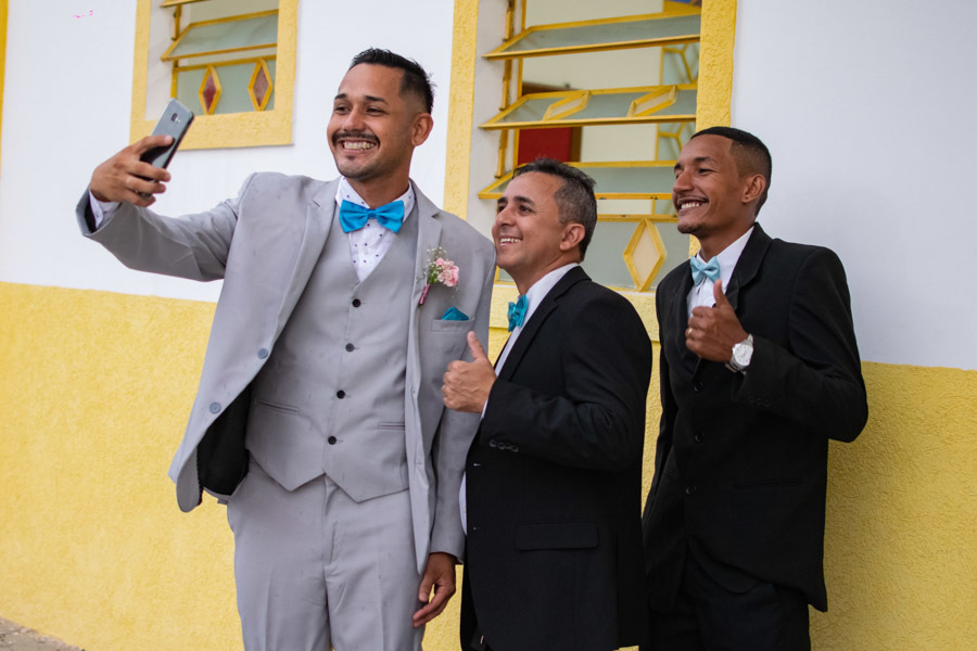 noivo e padrinhos 