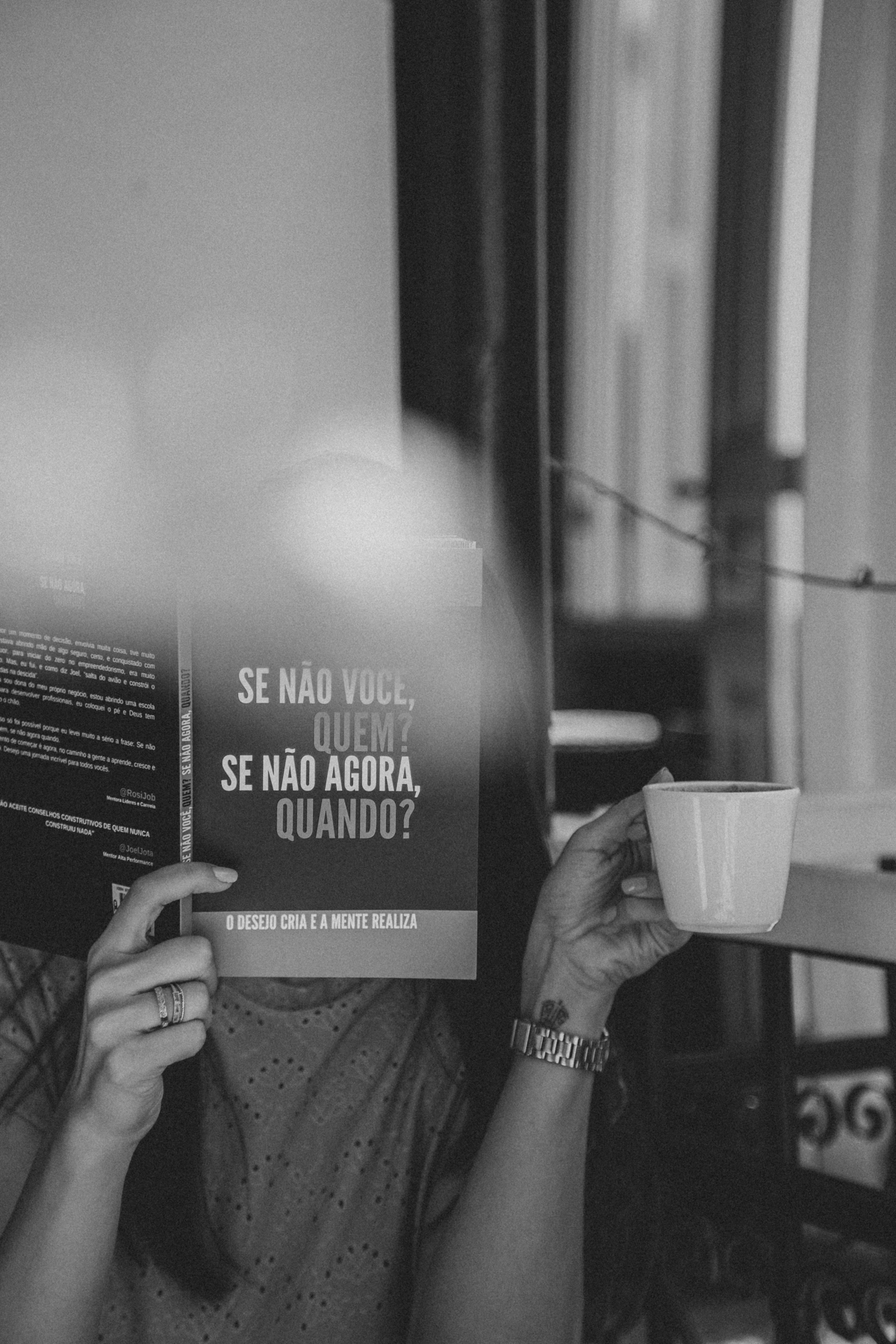 Fotografias que refletem a calma e a confiança da Terapeuta Ocupacional