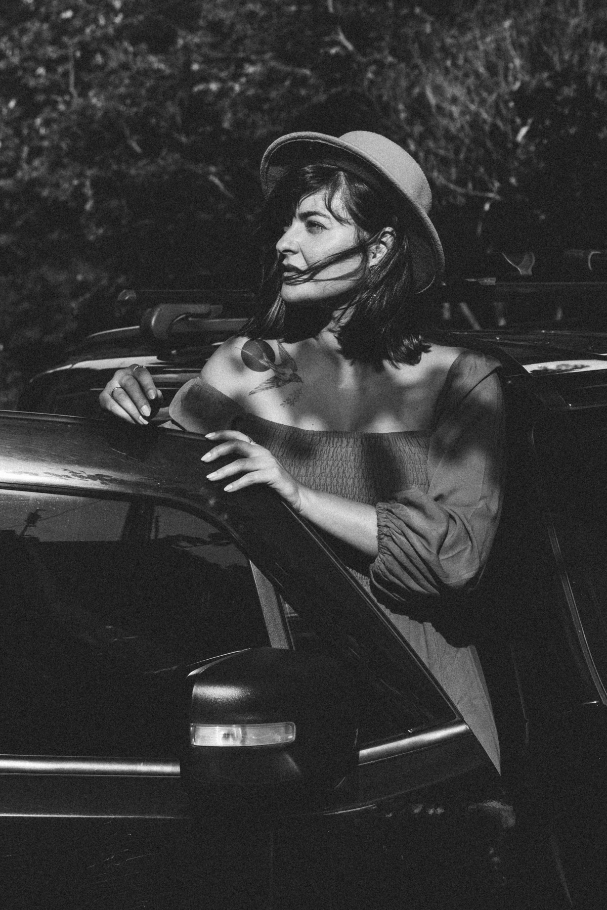 Fotografia que transmite a energia e a vitalidade das mulheres ao ar livre