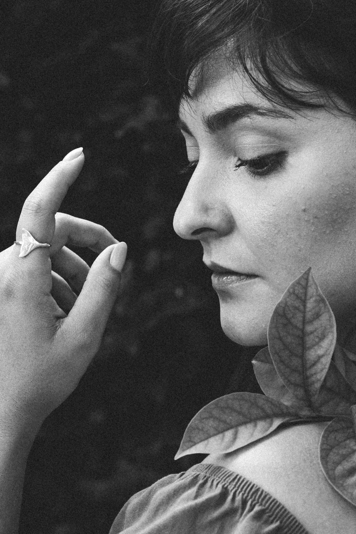 Fotografia de mulheres explorando a natureza