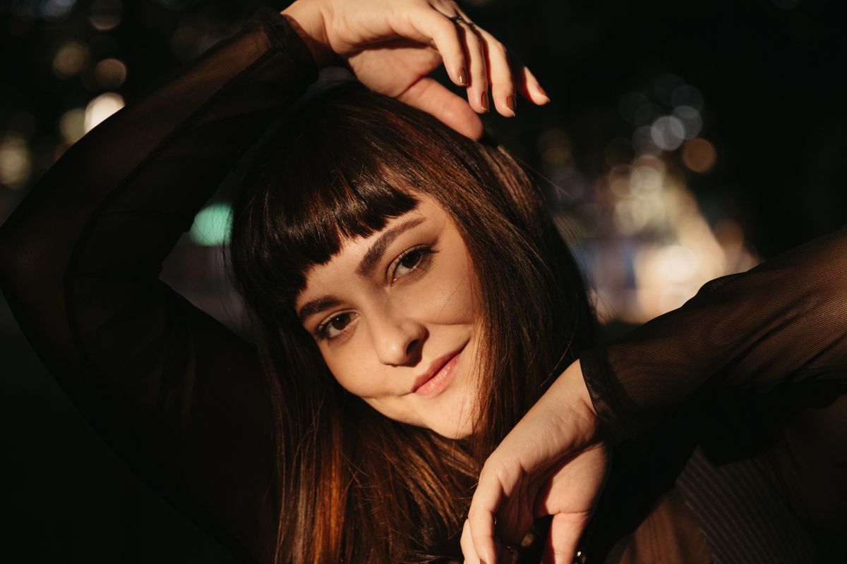 Fotografias de mulheres em paisagens naturais