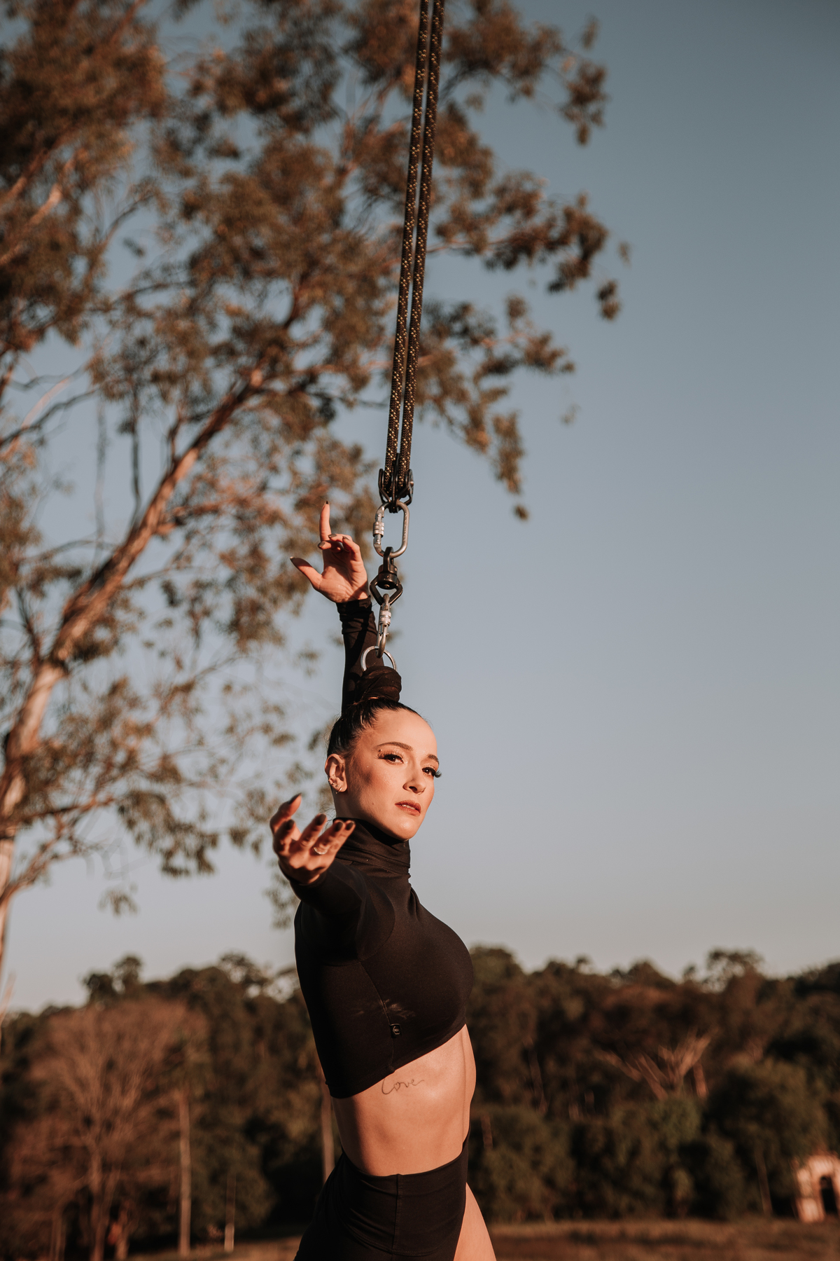 Fotografia profissional externa de artista de circo