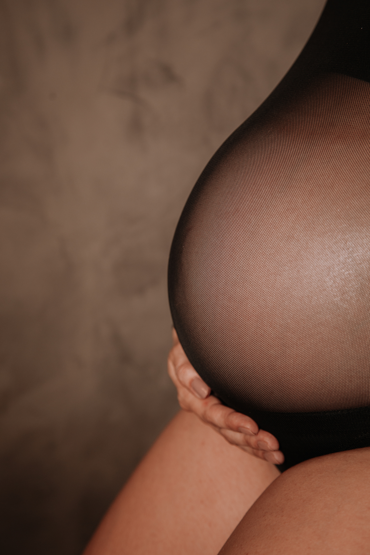 Retratos de gestantes que narram a jornada da maternidade