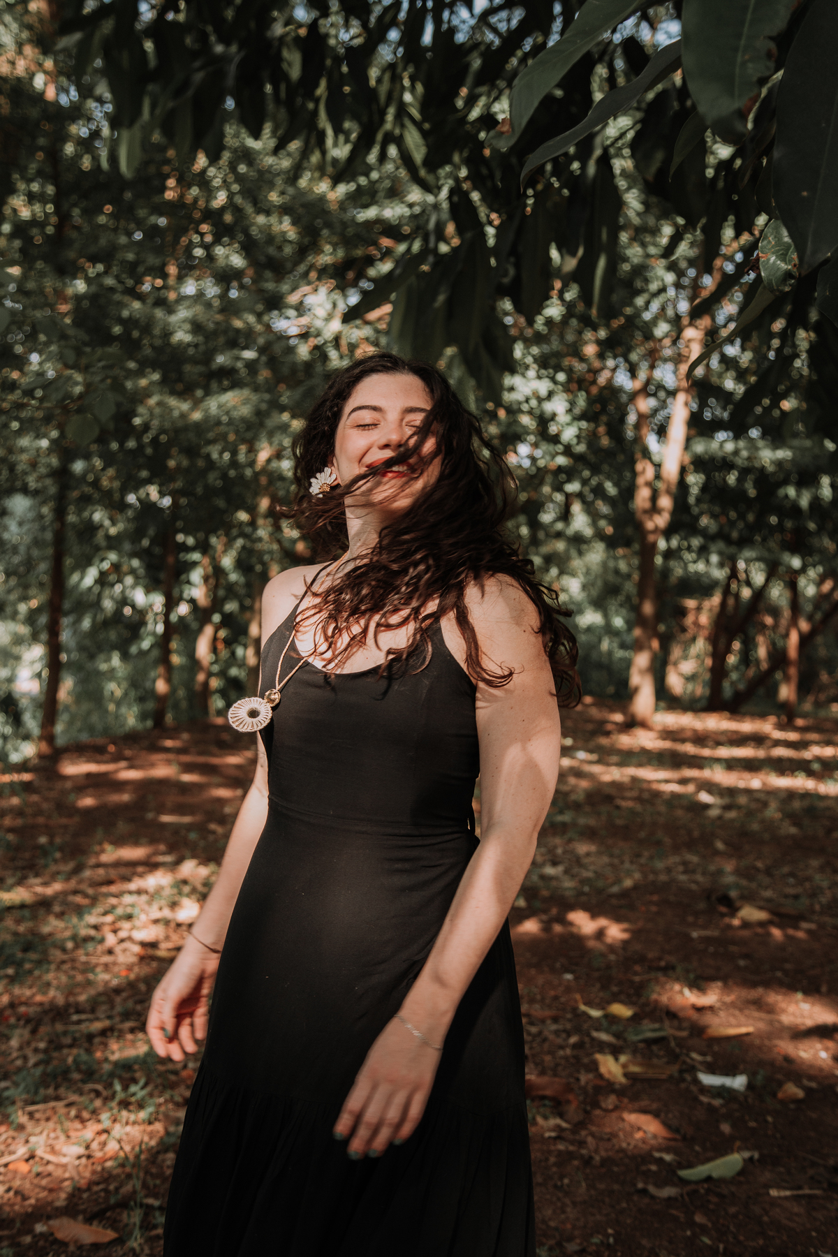 Retrato Feminino externo em movimento