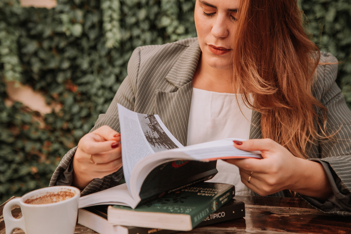 Fotografia profissional abordando o Arquétipo da Sábia