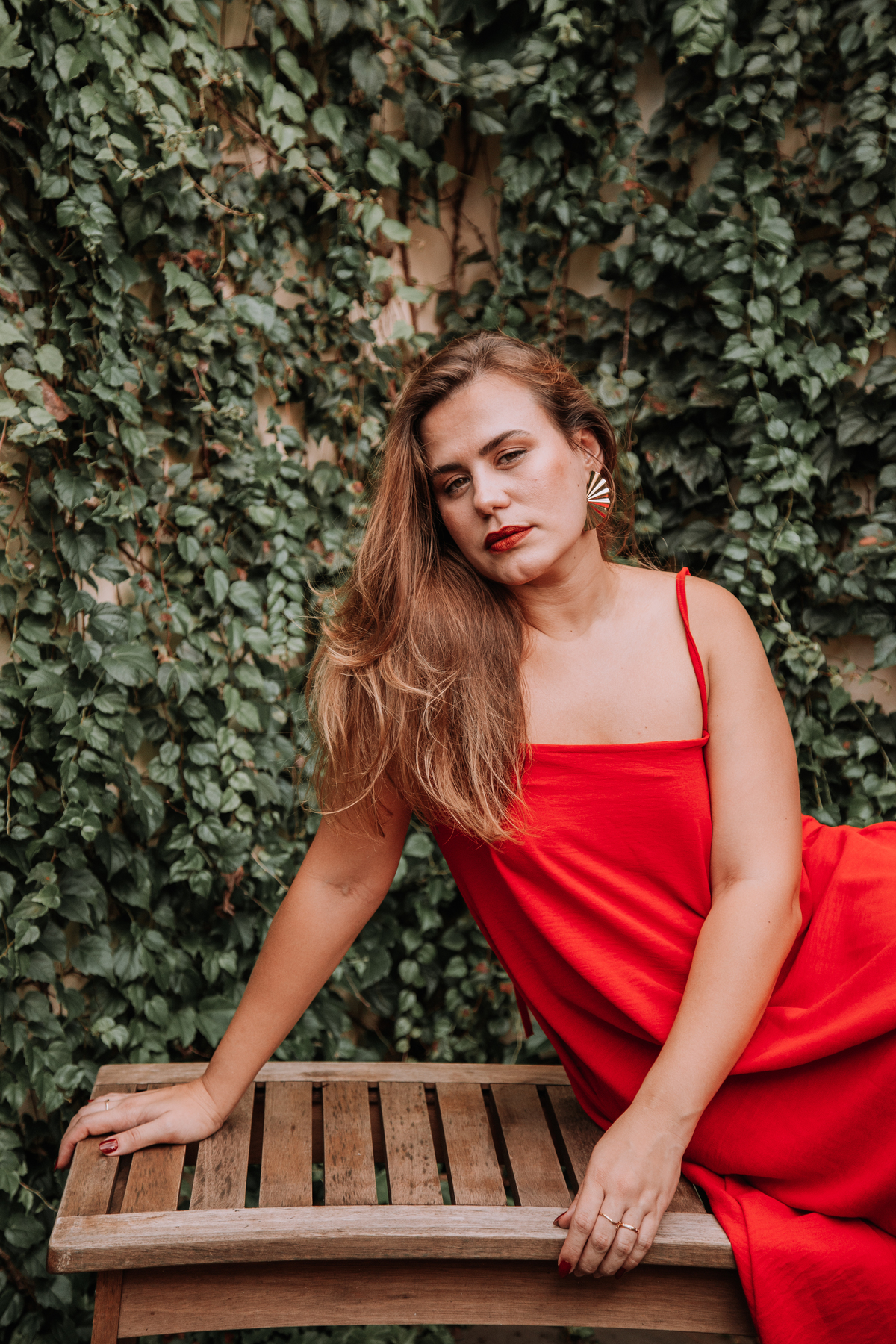 Retrato feminino na natureza 