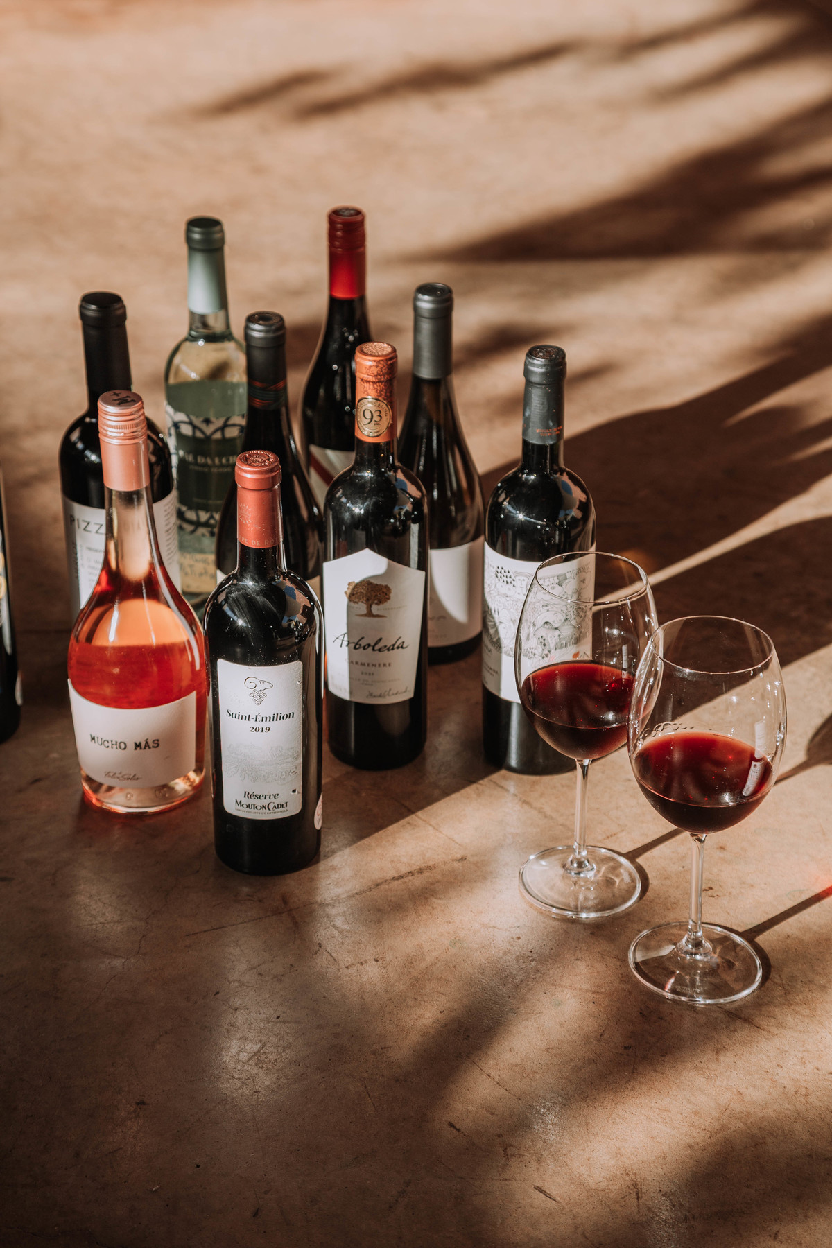 luz natural em fotografia de bebidas