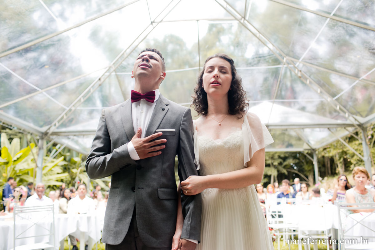 fotografia de  casamento 
casamento ao ar livre 
casamento no campo 
noiva  
vestido de noiva 
vestido a modista 
