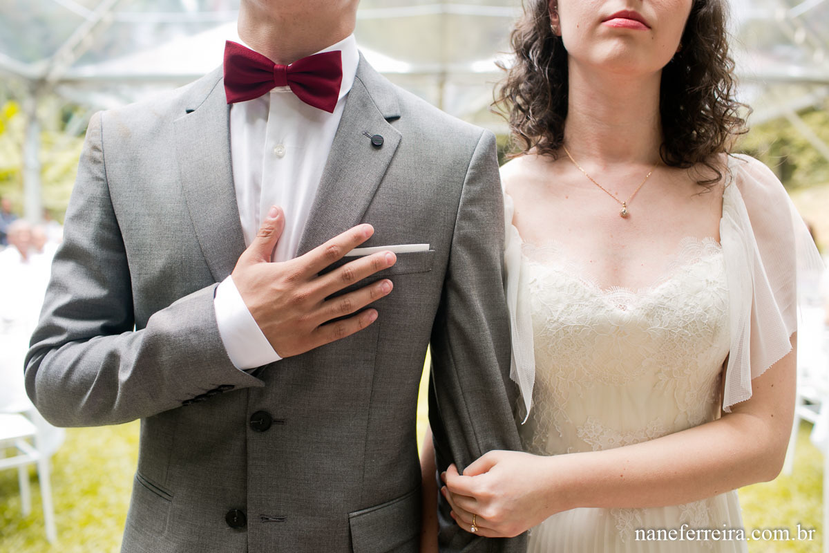 fotografia de  casamento 
casamento ao ar livre 
casamento no campo 
noiva  
vestido de noiva 
vestido a modista 
