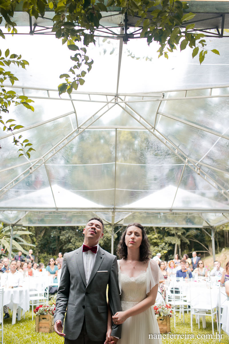 fotografia de  casamento 
casamento ao ar livre 
casamento no campo 
noiva  
vestido de noiva 
vestido a modista 
