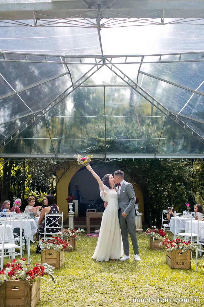 fotografia de  casamento 
casamento ao ar livre 
casamento no campo 
noiva  
vestido de noiva 
vestido a modista 
