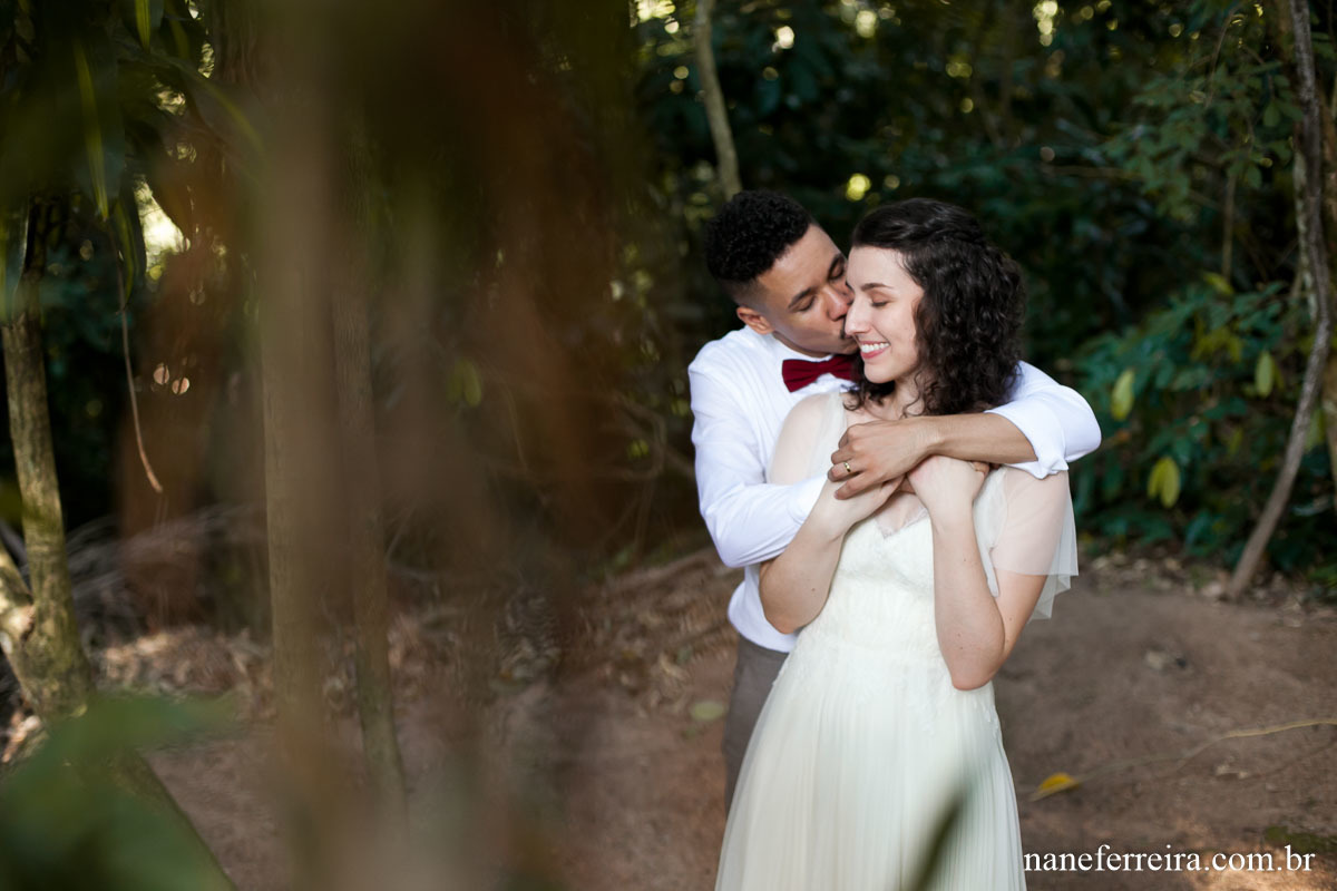 fotografia de  casamento 
casamento ao ar livre 
casamento no campo 
noiva  
vestido de noiva 
vestido a modista 
