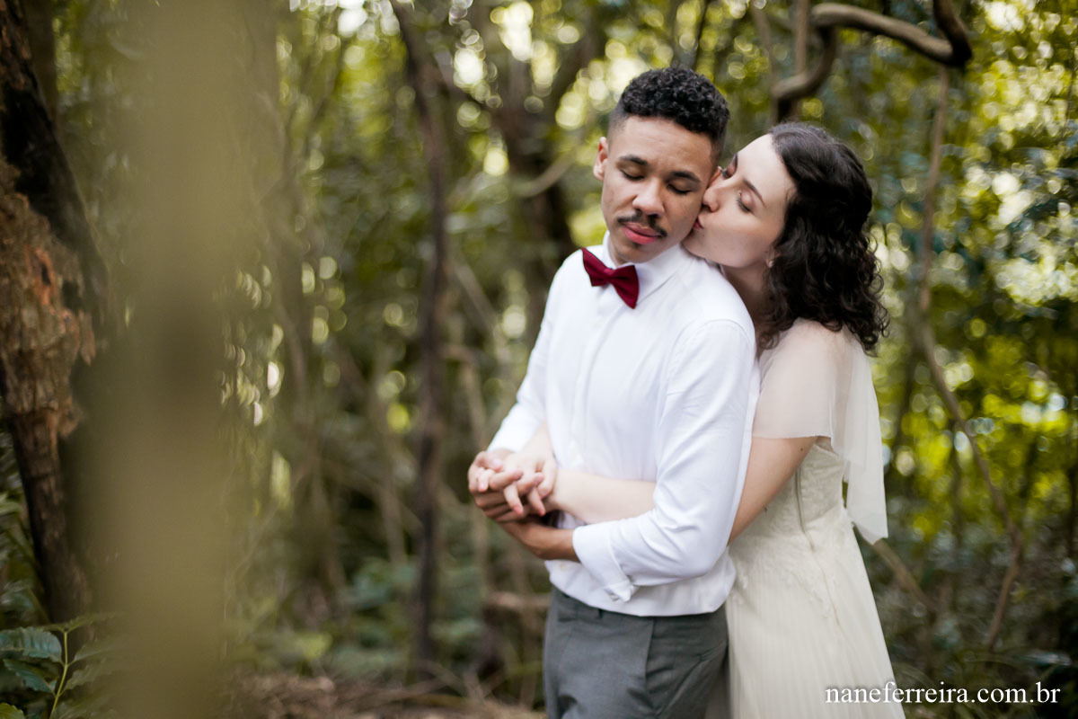 fotografia de  casamento 
casamento ao ar livre 
casamento no campo 
noiva  
vestido de noiva 
vestido a modista 
