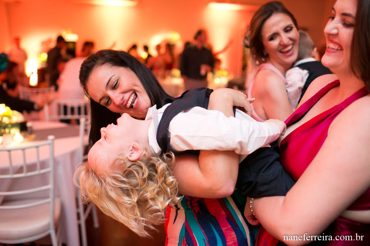 Fotografia de casamento 
noiva 
vestido de noiva 
casamento ao ar livre 
festa de casamento 