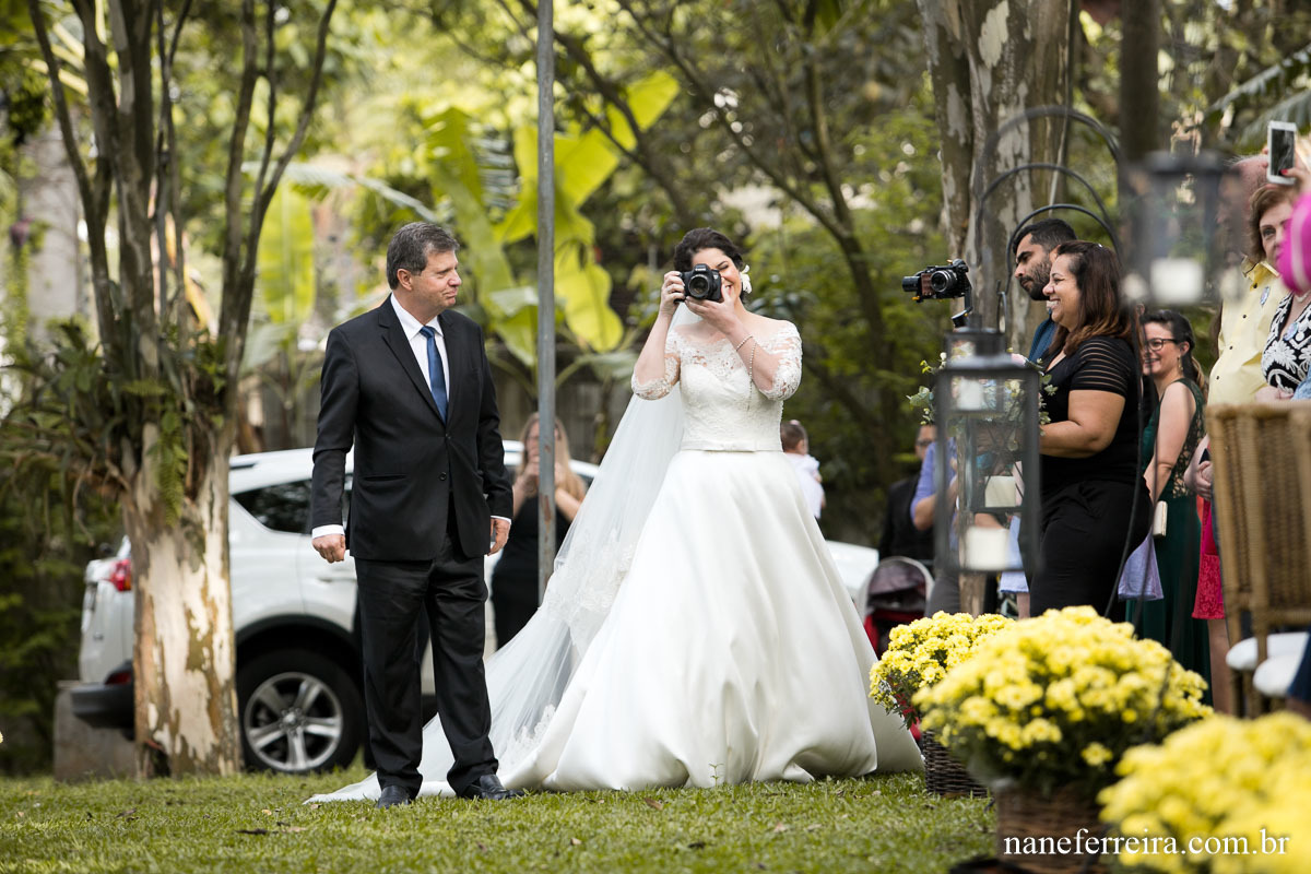 Fotografia de casamento 
noiva 
vestido de noiva 
casamento ao ar livre 
