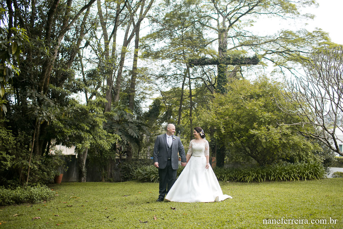 Fotografia de casamento 
noiva 
vestido de noiva 
casamento ao ar livre 
ensaio dos noivos 